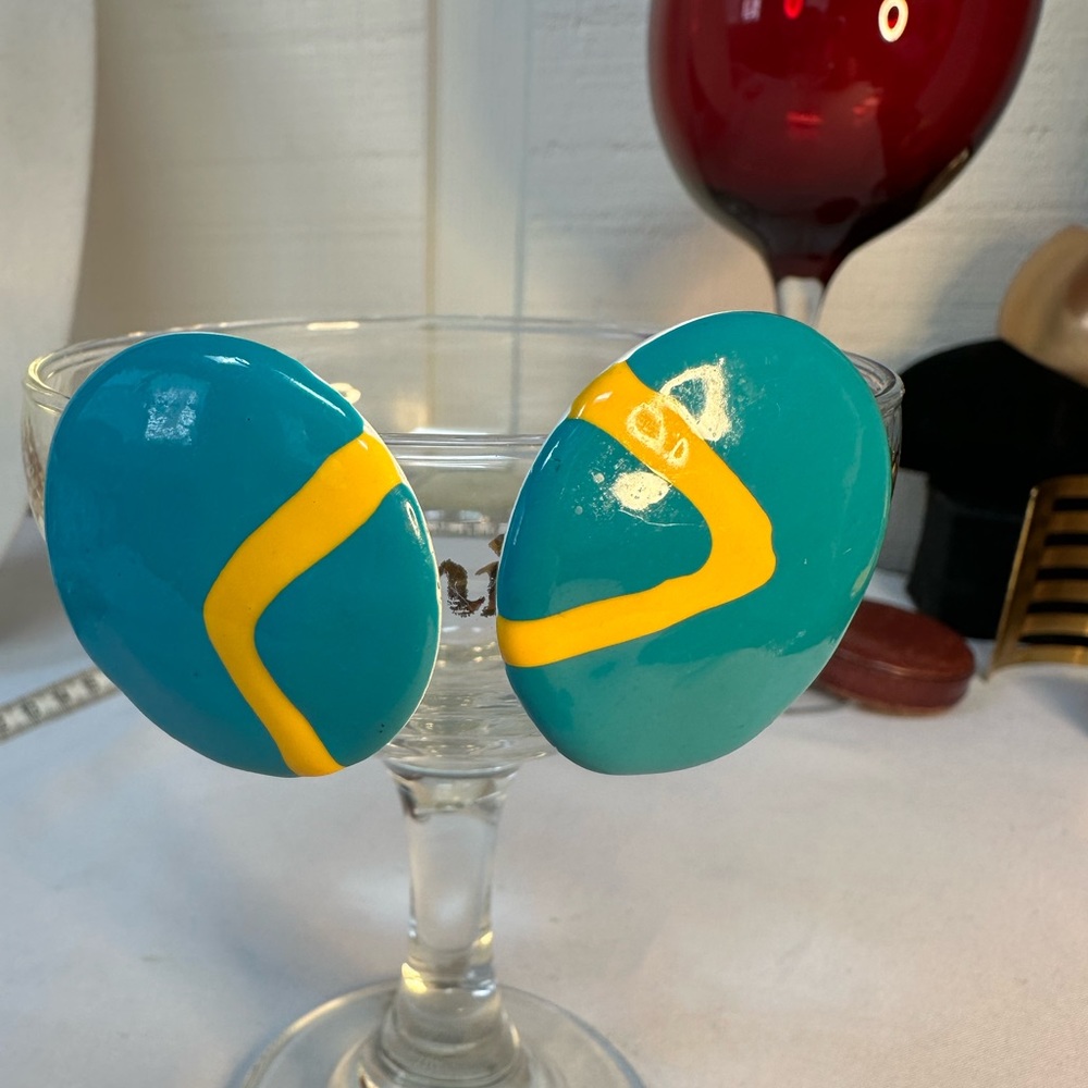 Vintage 70’s enameled turquoise yellow disc earrings
